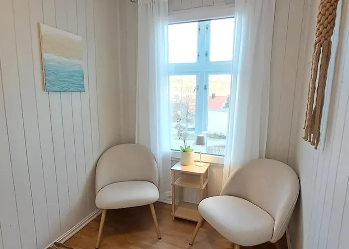 And Spacious 3-bedroom Lägenhet *