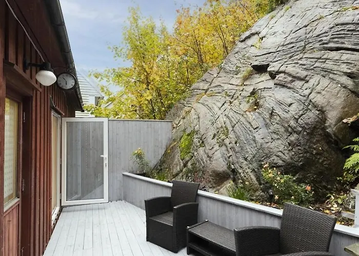 Lägenhet And Spacious 3-bedroom *